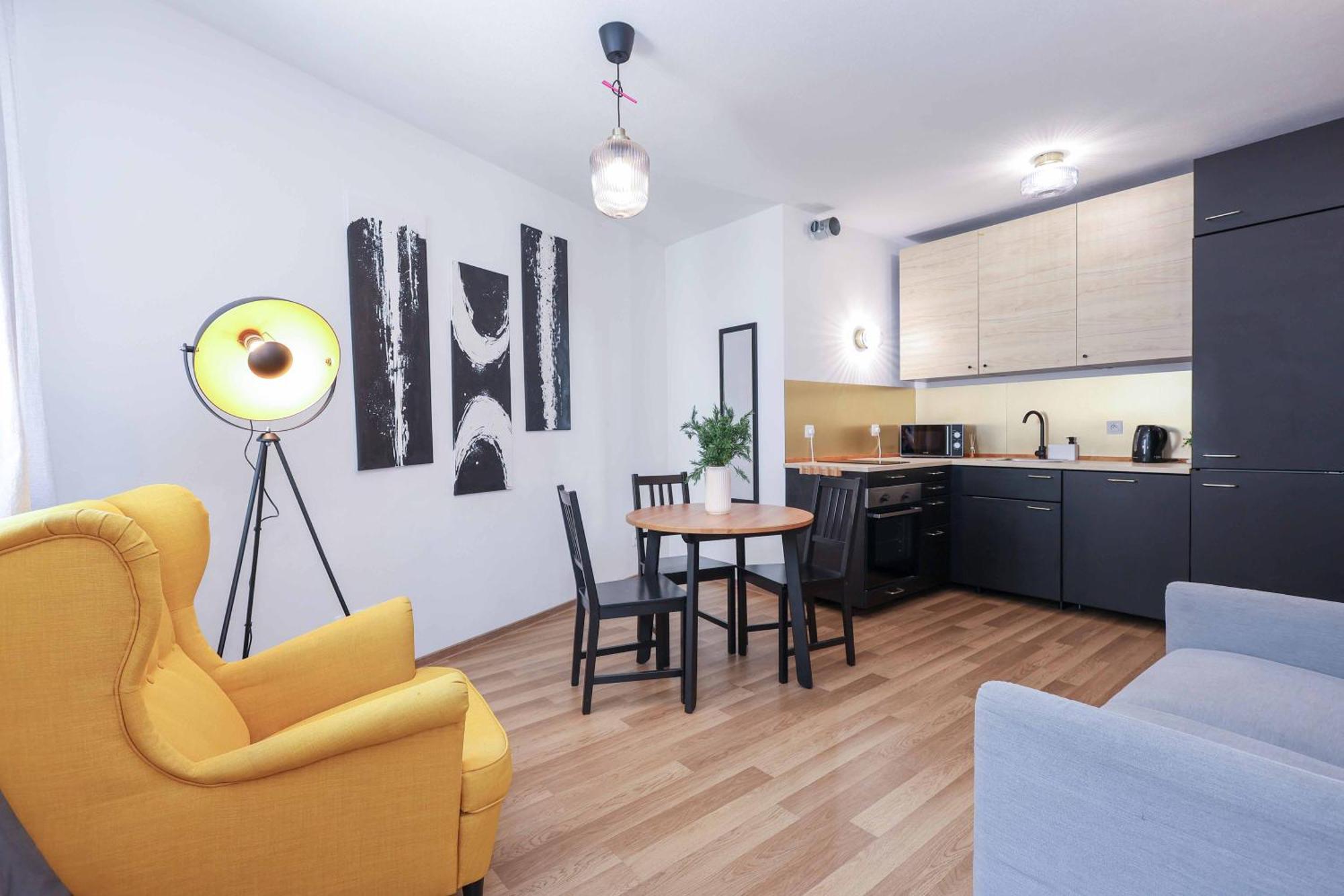 Adamick Place In City Centre With Free Parking Lägenhet Bratislava Exteriör bild